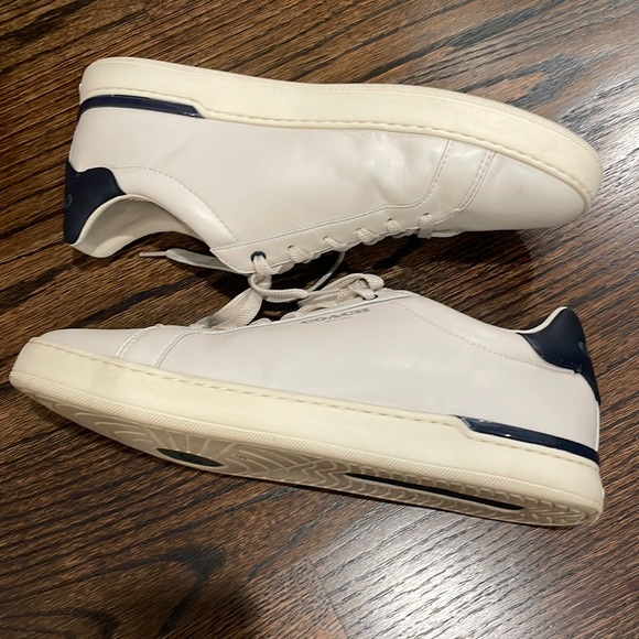 Mens off white coach sneakers - Picture 2 of 4